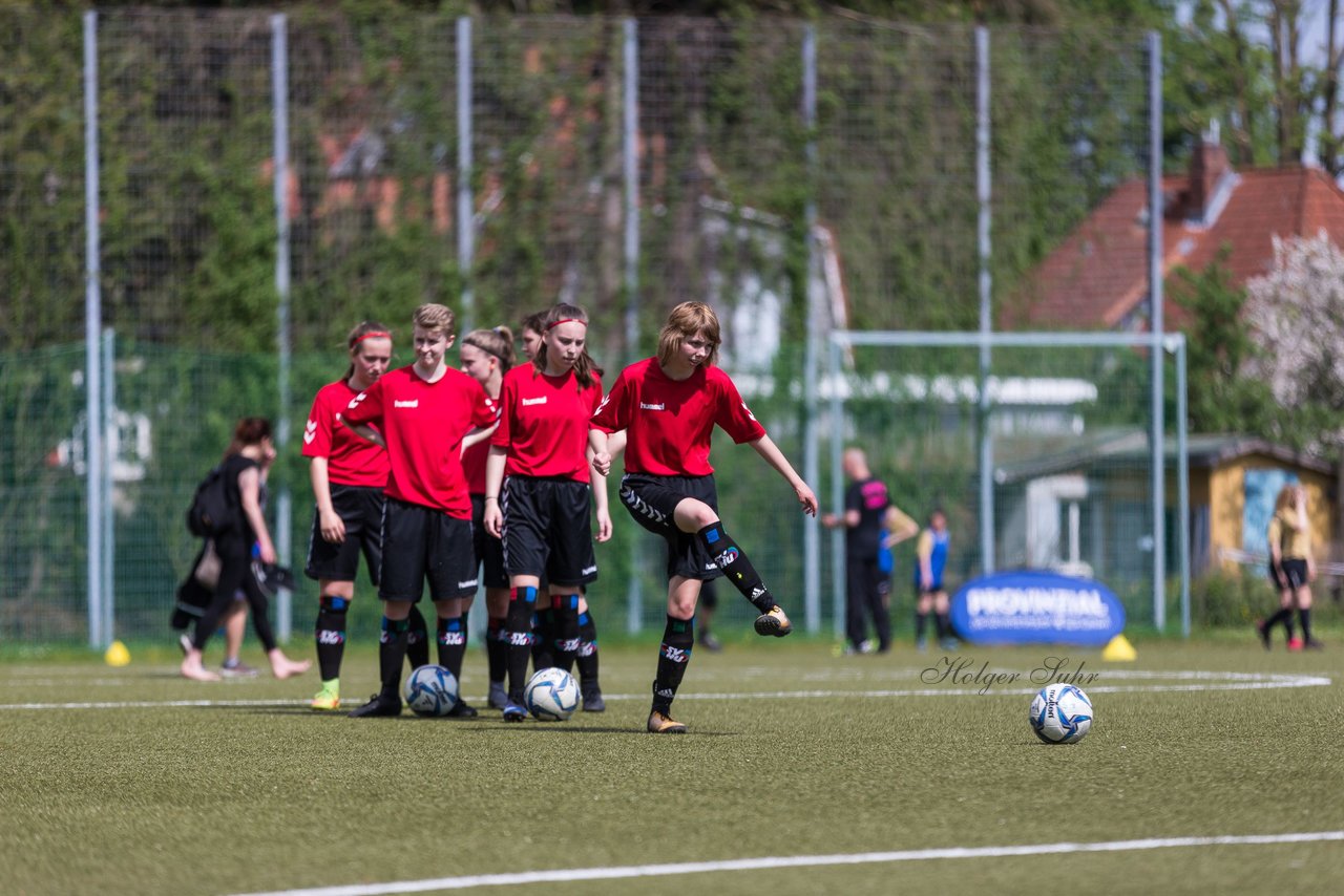 Bild 100 - B-Juniorinnen Pokalfinale SV Henstedt Ulzburg - SG Holstein Sued : 2:0